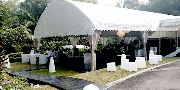 星科移動(dòng)環(huán)?？照{(diào)助力新加坡總統(tǒng)府戶外音樂會(huì)通風(fēng)降溫