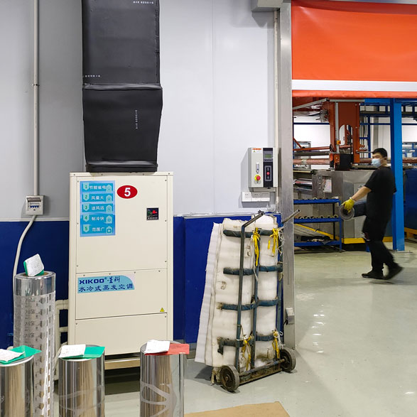 工業廠房車間崗位降溫，安裝蒸發冷省電空調-立式管道機組SYL-GD-30