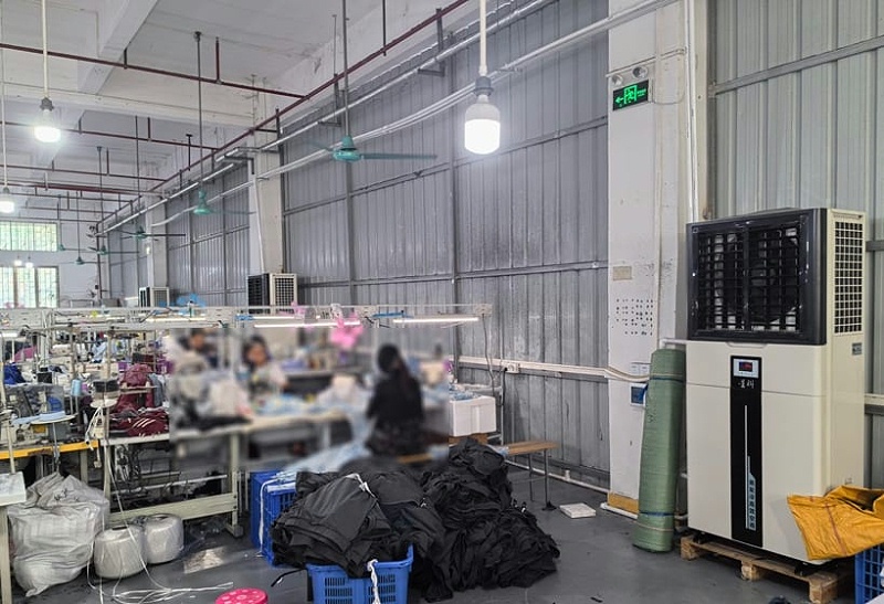 制衣廠車間空調(diào)，應(yīng)用蒸發(fā)冷省電空調(diào)-立式軸流機(jī)組